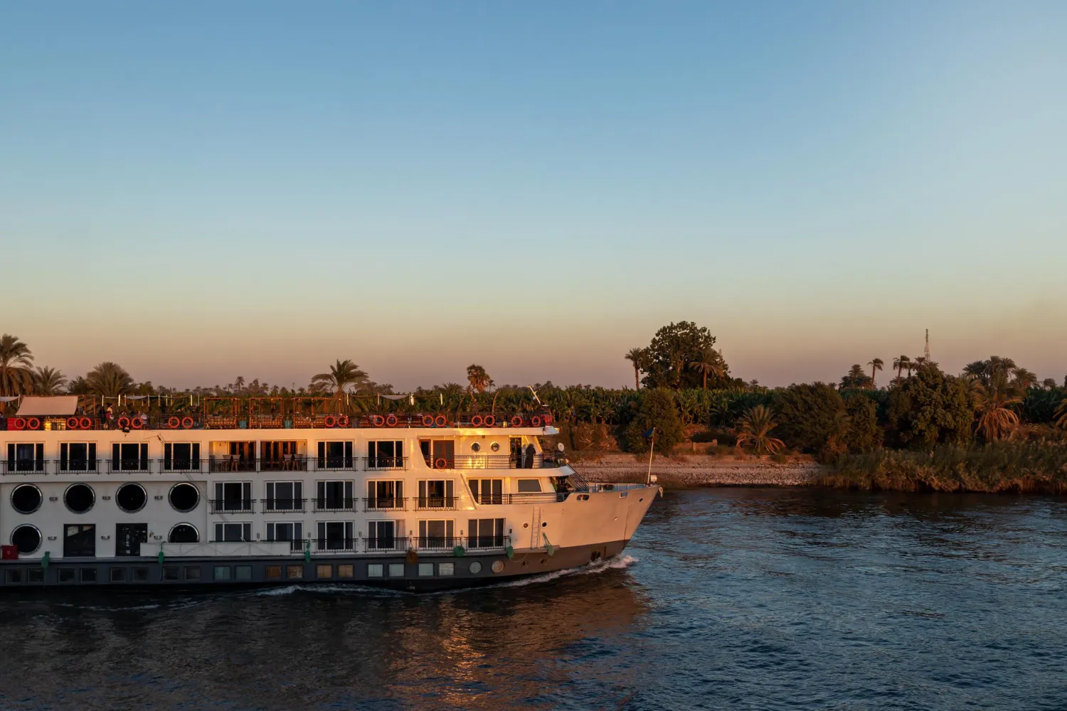 Nile cruise